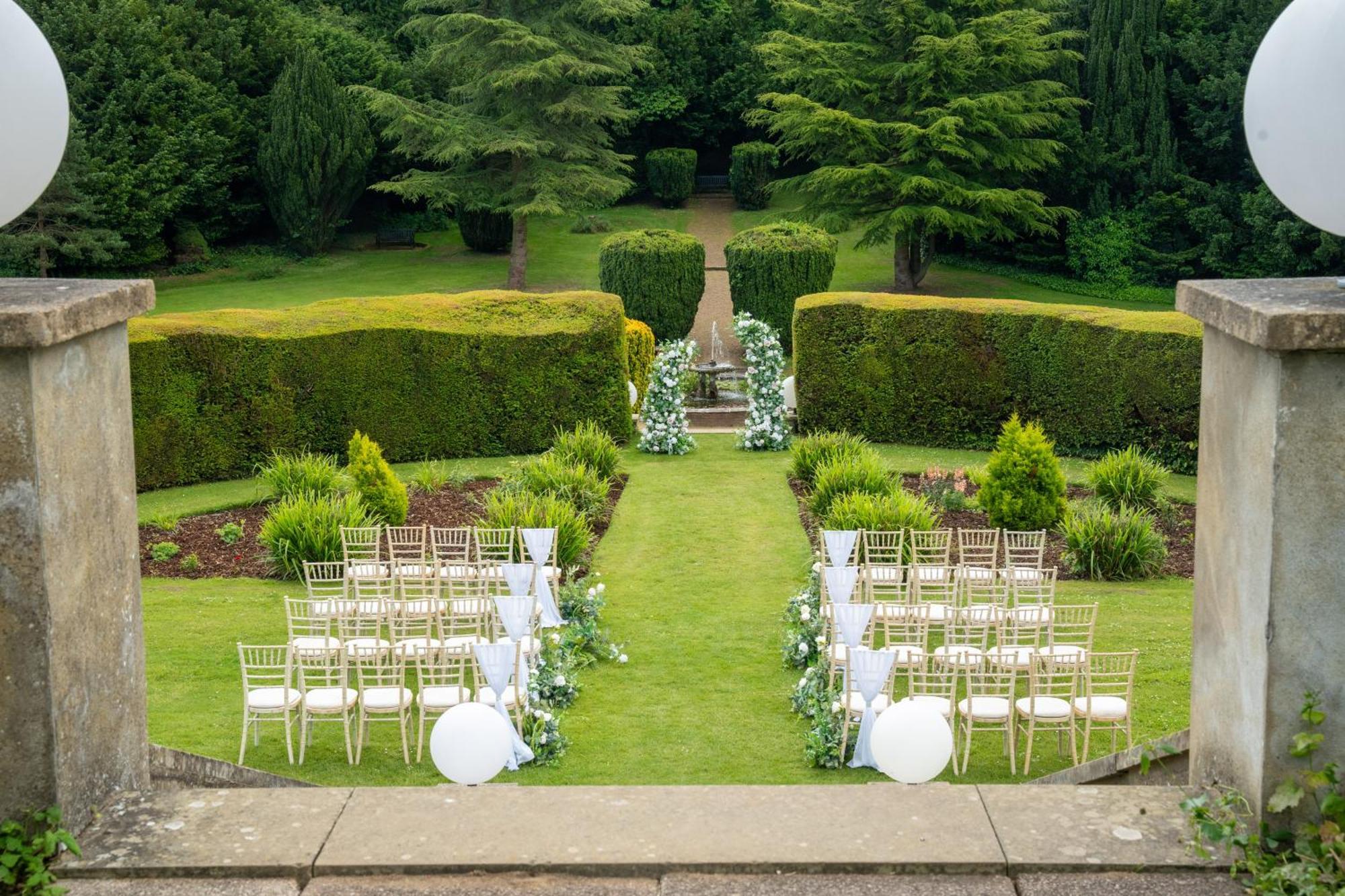 Hunton Park Hotel Kings Langley Exterior foto